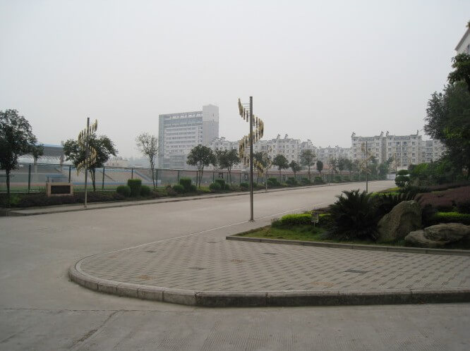 隆昌一中好不好？