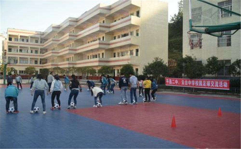云臺中學學校環(huán)境怎么樣？