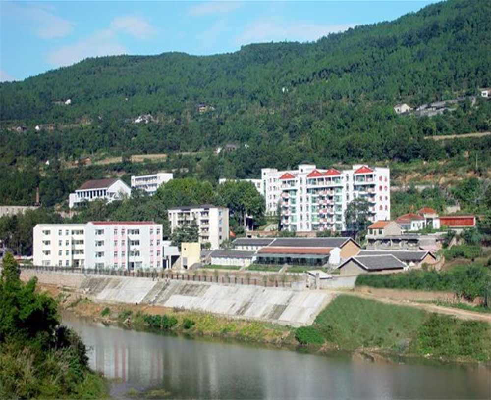 劍州中學(xué)2020年收費(fèi)標(biāo)準(zhǔn)是多少？