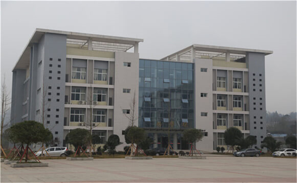 巴中市第五中學(xué)學(xué)校環(huán)境怎么樣？