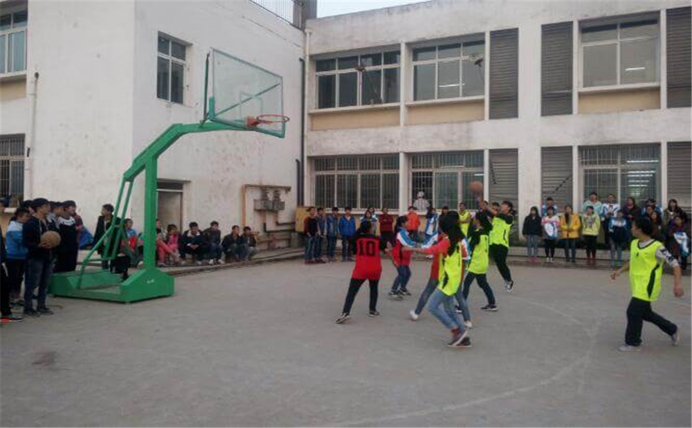 巴中市第五中學(xué)詳細(xì)地址在什么地方？