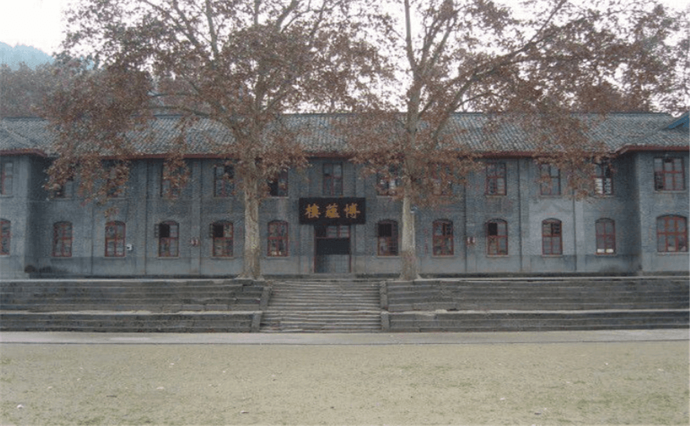 閬中市老觀中學(xué)學(xué)校環(huán)境怎么樣？
