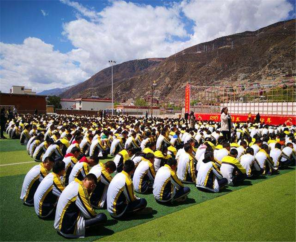 巴塘縣中學(xué)2020年招生計(jì)劃公布了嗎？