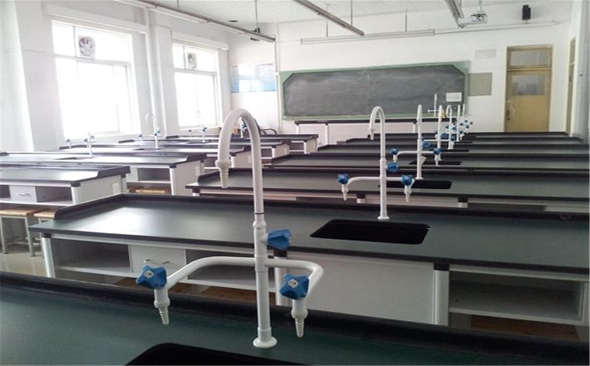 西南交通大學(xué)附屬中學(xué)的高中怎么樣？