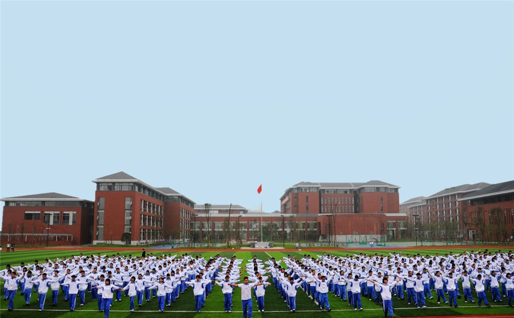 成都七中高新校區(qū)2020年的錄取分?jǐn)?shù)線是多少？
