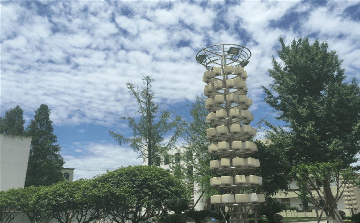 成都市籍田中學(xué)每年的學(xué)費是多少錢？