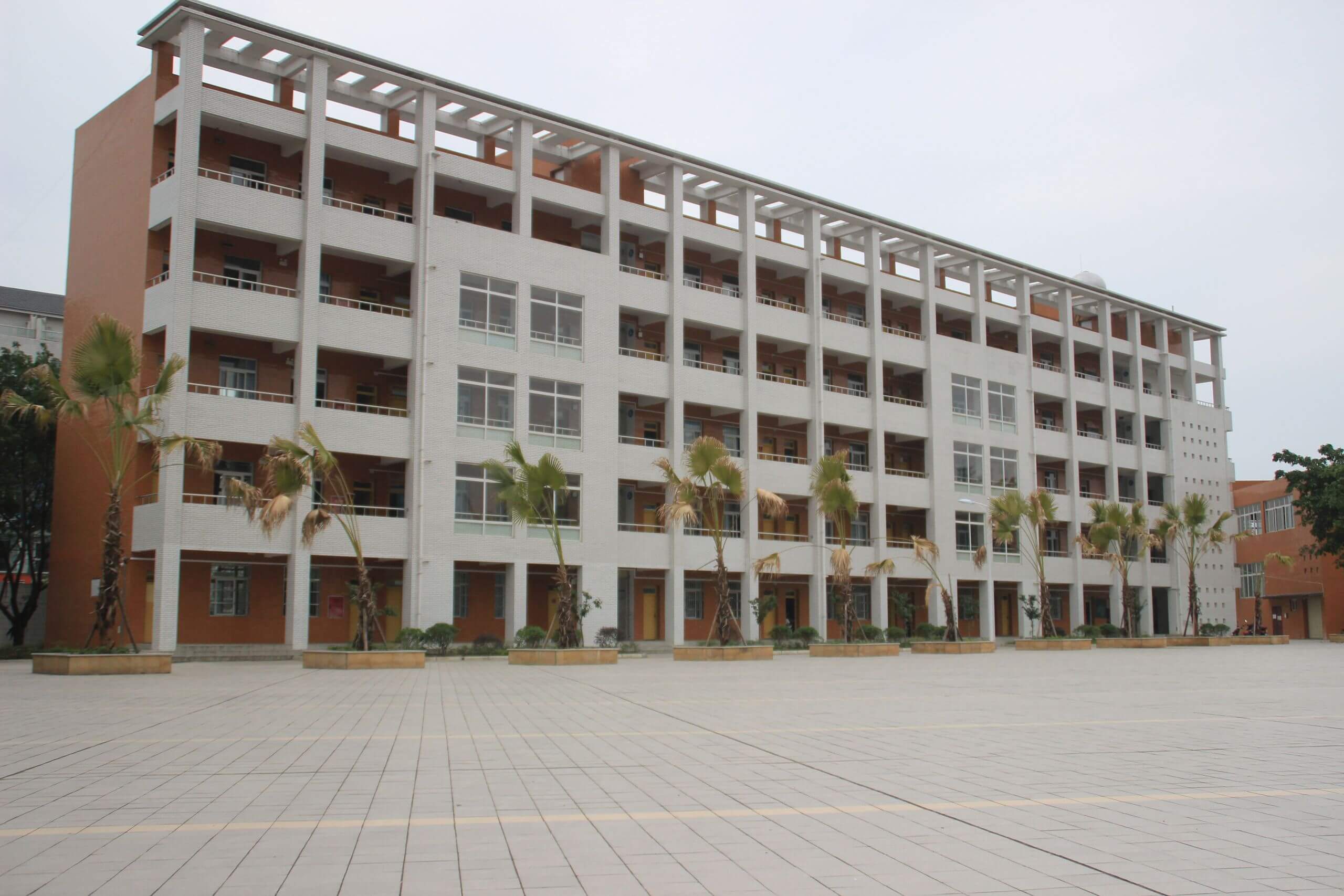 金堂實(shí)驗(yàn)中學(xué)的高中怎么樣？