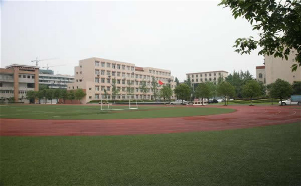 成都西藏中學(xué)的高考升學(xué)率是多少？