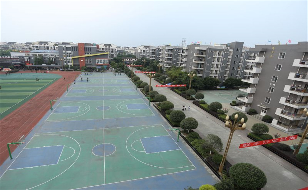 大彎中學(xué)去年的錄取分?jǐn)?shù)線是多少？