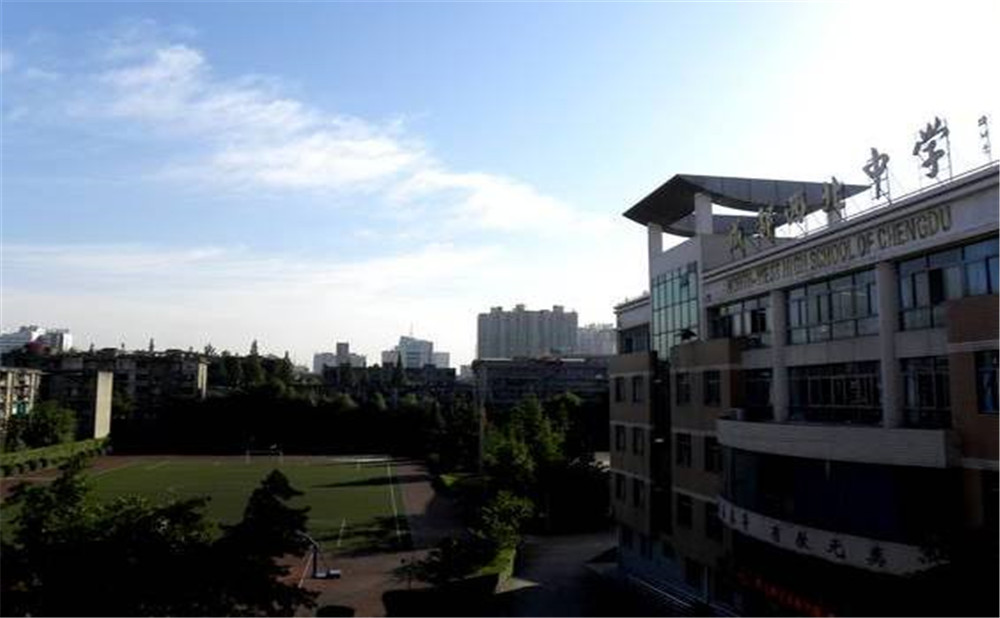 成都市西北中學(xué)的本科升學(xué)率高不高？