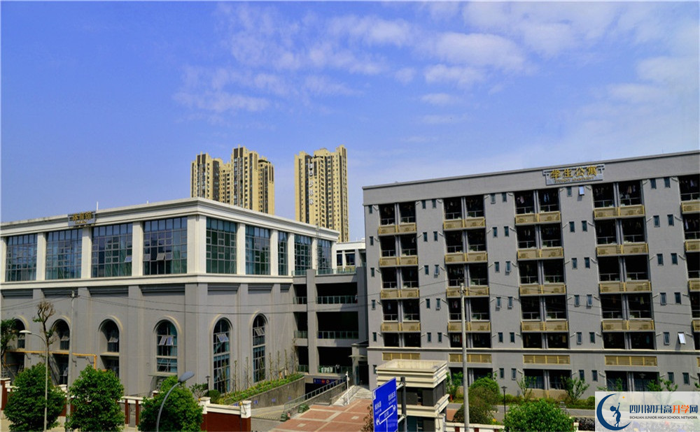 成都市第四十九中學(xué)的實(shí)驗(yàn)班怎么樣？