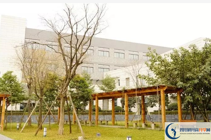 石室天府中學高中本部的錄取分數(shù)是多少？