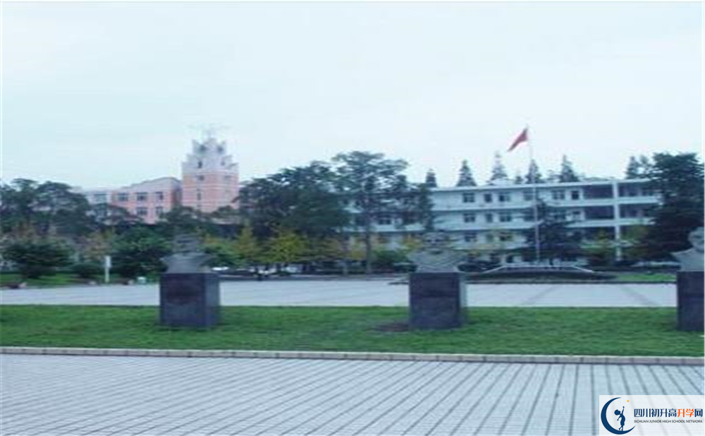 2020郫縣二中的升學(xué)率有多少？