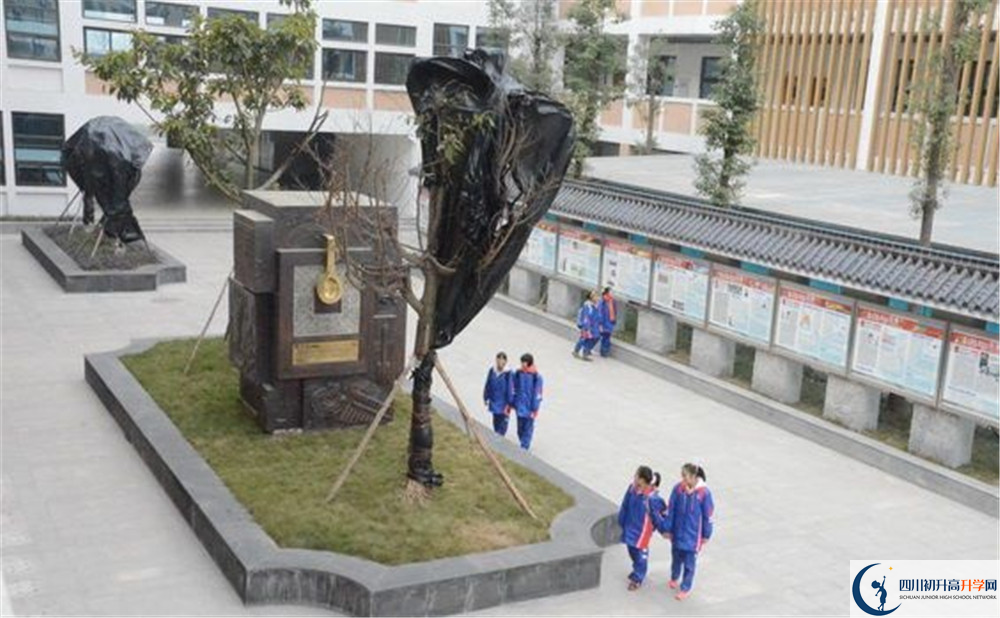 2020年成都石室蜀都中學(xué)的升學(xué)率有多少？