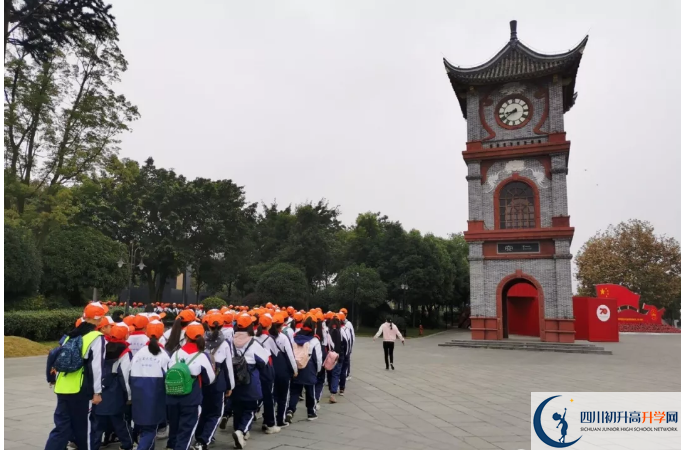 大邑中學(xué)高中本部的錄取分?jǐn)?shù)是多少？