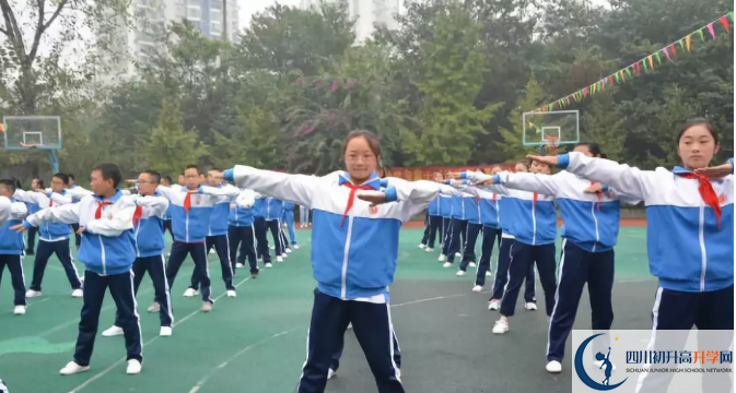 成都市鹽道街中學(xué)的老師好不好？