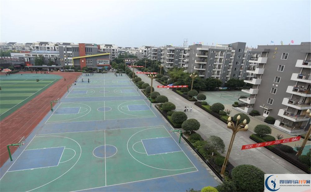 大彎中學(xué)的老師好不好？