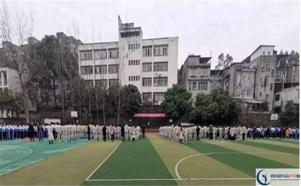 竹篙中學(xué)的高中住宿好不好？