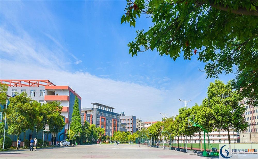 川科外國語學校高中歷年來的分數線是多少？