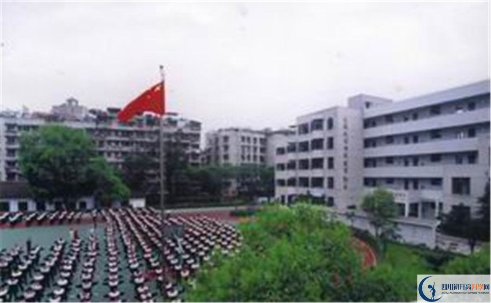成都市第十七中學(xué)2020年外地招生考試時(shí)間是多久？					