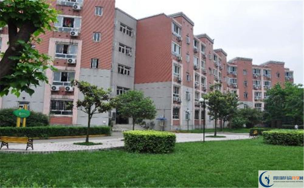 樹德博瑞實驗學(xué)校住宿條件怎么樣？					