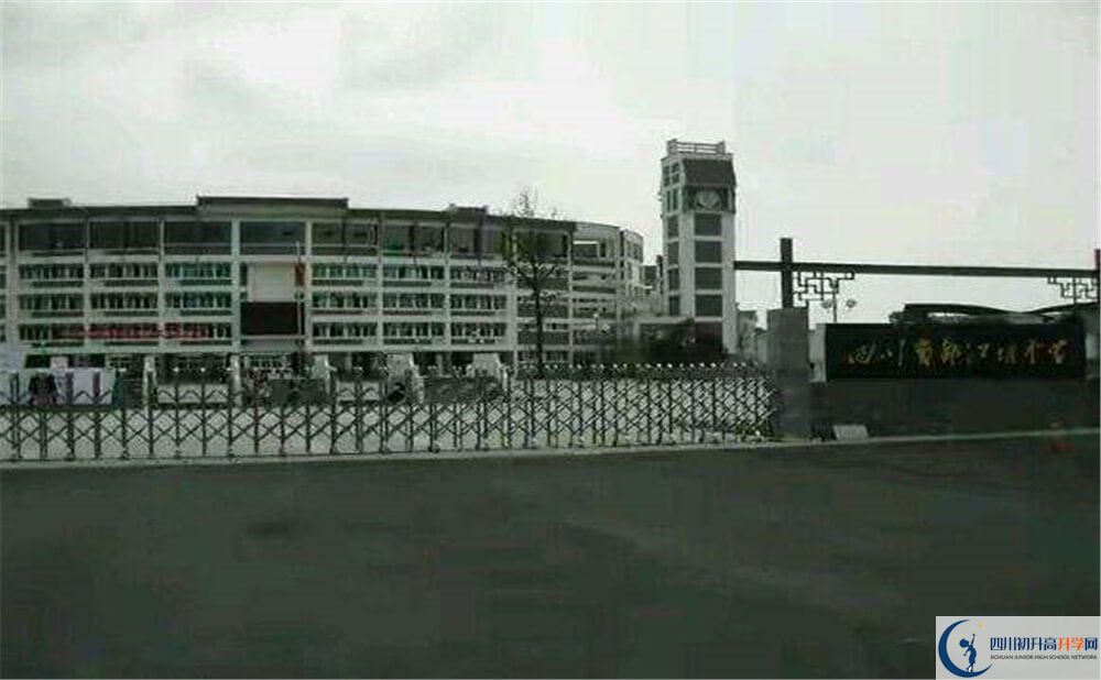 都江堰中學(xué)2020年外地招生考試時(shí)間是多久？