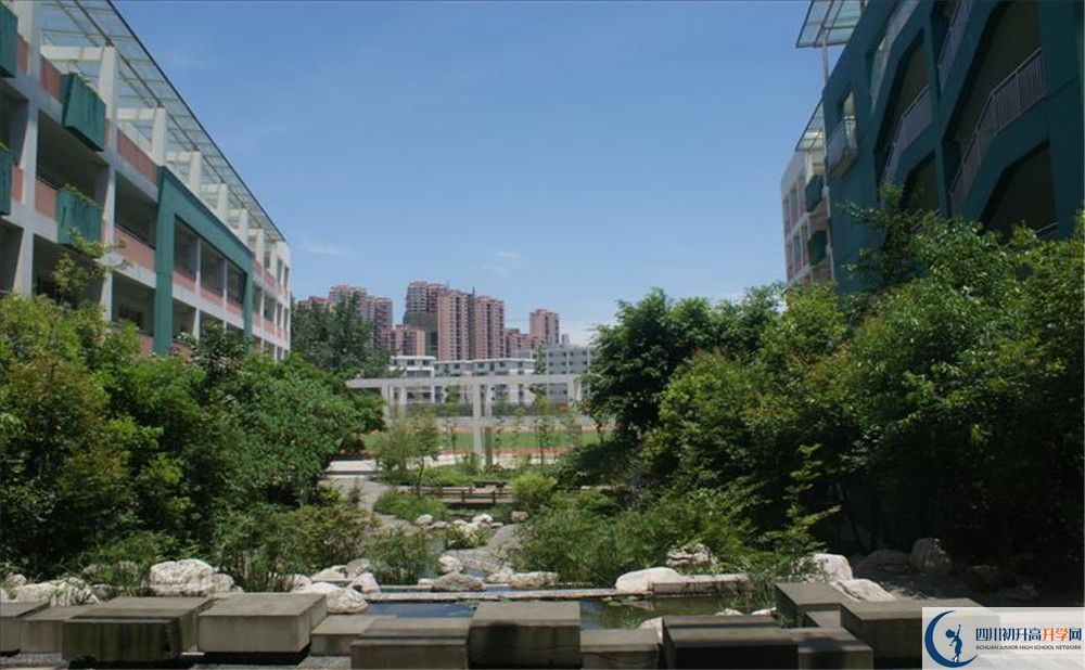 北師大成都實驗中學(xué)2020年高一入學(xué)考試時間是多久？
