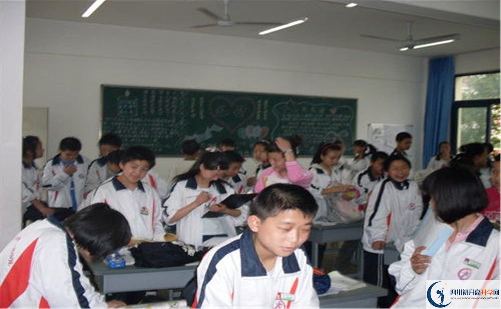 敖平中學2020年被清華北大錄取的學生有多少？