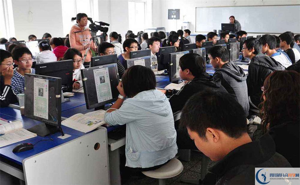 彭州一中初升高向外地招生嗎？