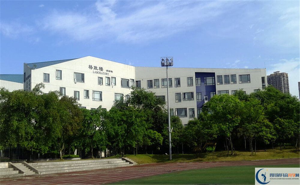 成都實(shí)驗(yàn)外國語學(xué)校（西區(qū)）招生考試科目有哪些？
