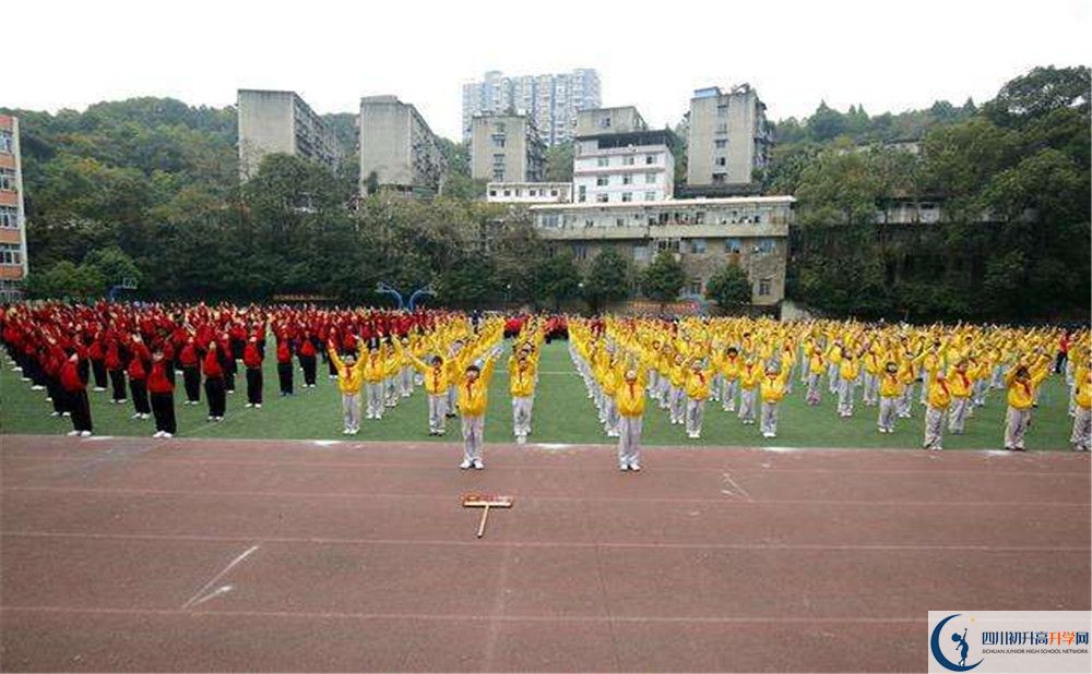 簡陽實(shí)驗(yàn)中學(xué)平行班與實(shí)驗(yàn)班差多少？