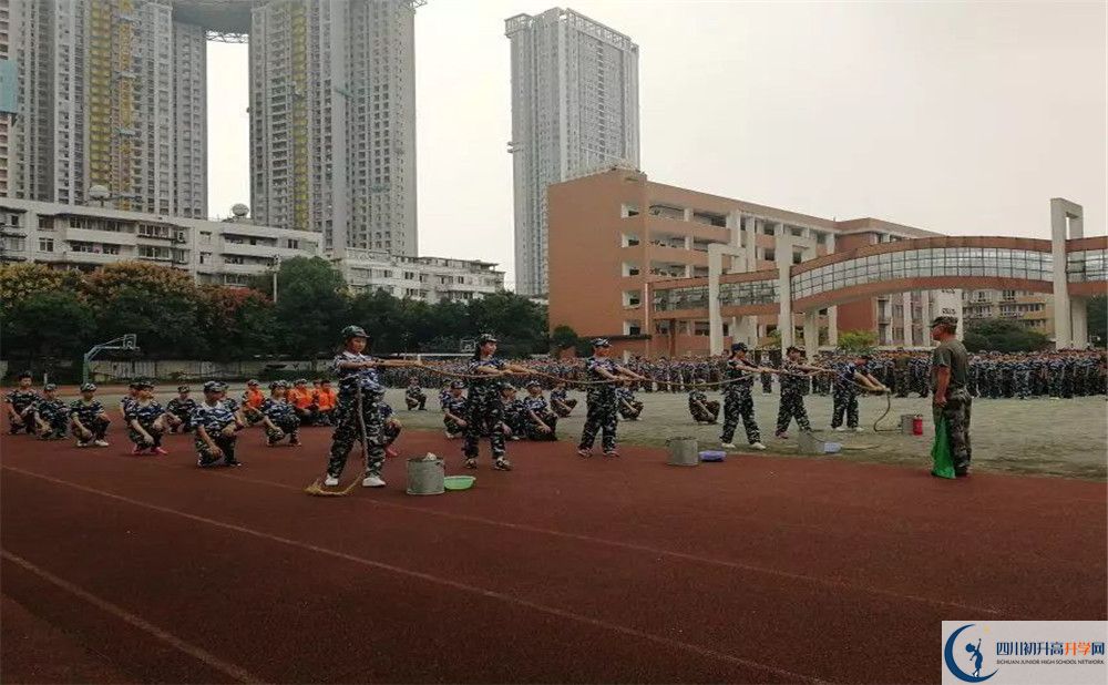 成都十二中（四川大學(xué)附屬中學(xué)）是重點(diǎn)中學(xué)嗎？