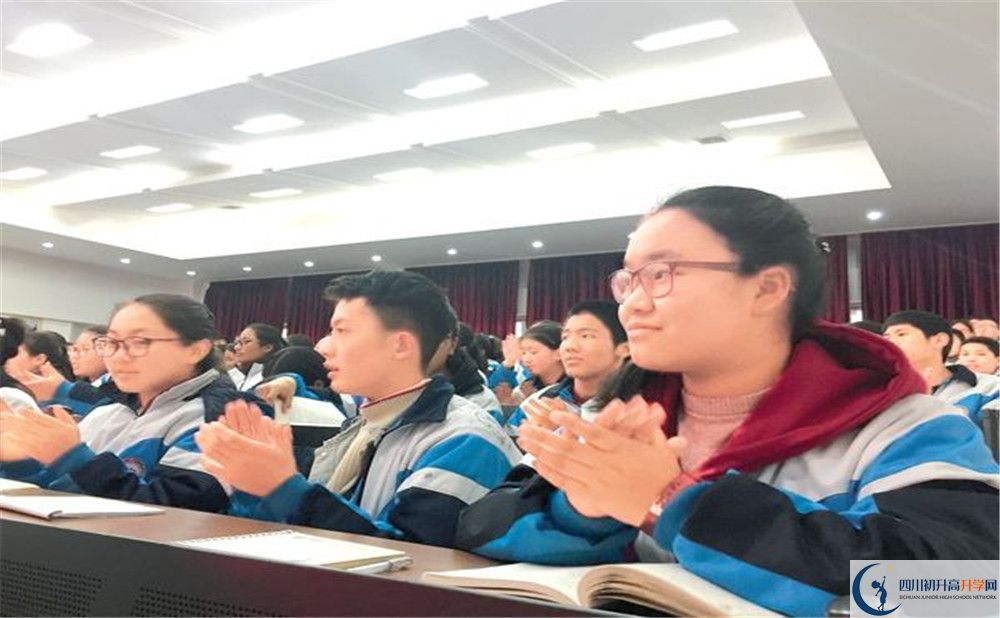 成都西藏中學(xué)高2020屆高三階段檢測試題語文難嗎？