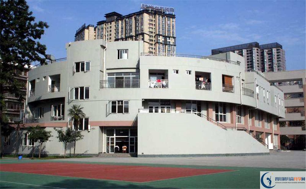 成都市鹽道街中學(xué)高中分班考試難嗎？