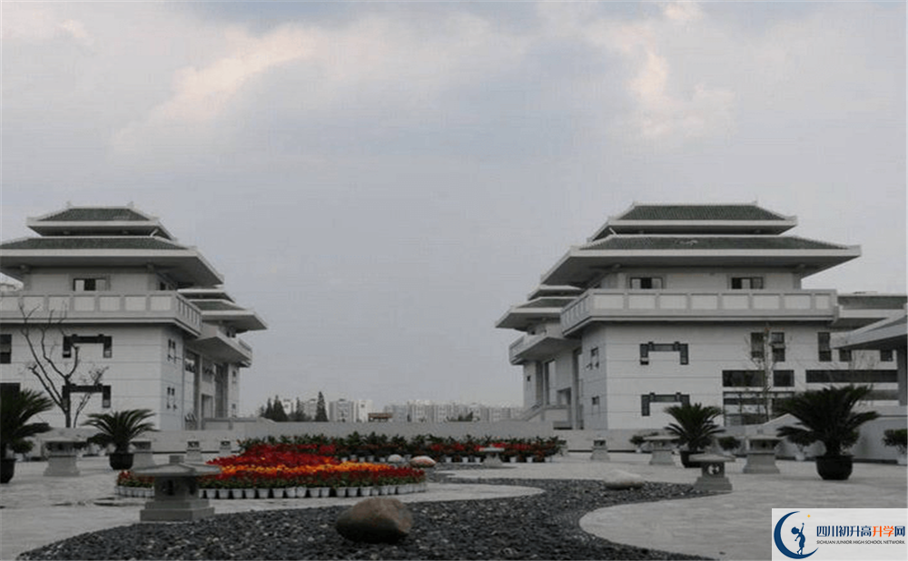 成都石室中學(xué)北湖校區(qū)國(guó)際部怎么考？