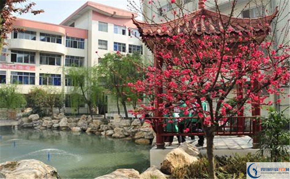 蜀城中學(xué)高中分班考試難嗎？