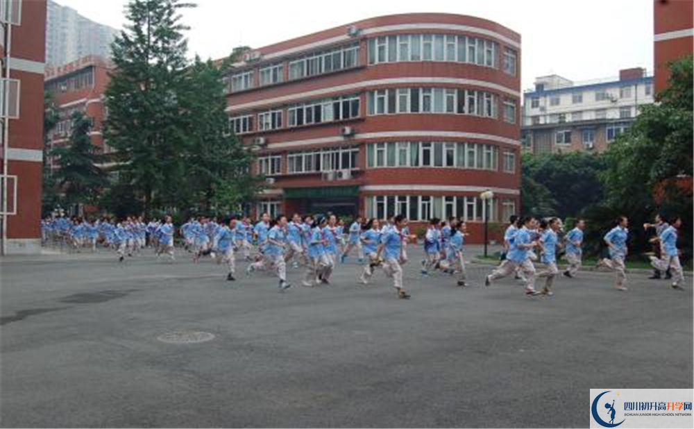 北師大成都實驗中學(xué)怎么樣？
