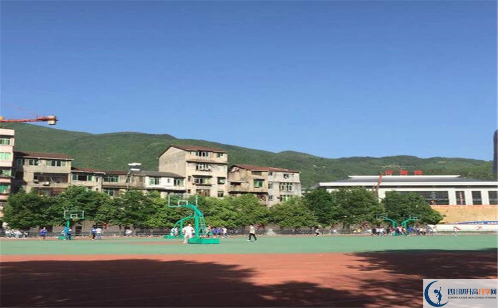 萬源市第三中學(xué)校2020年報(bào)名考試時(shí)間是否有調(diào)整？