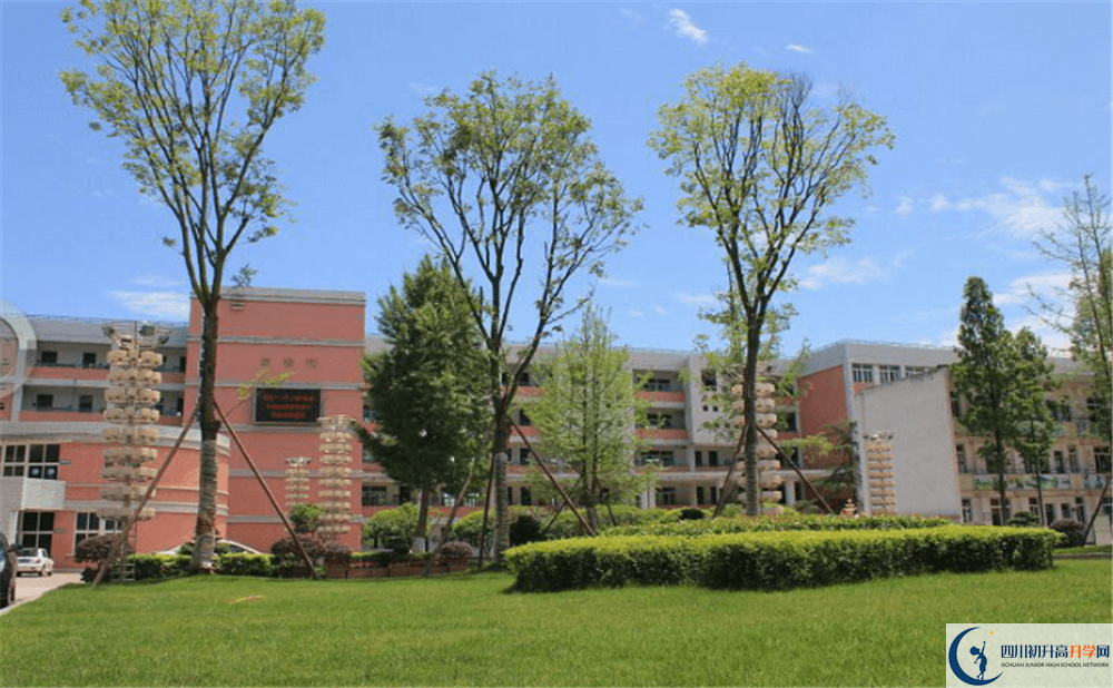 成都市籍田中學(xué)2020年高中宿舍怎么樣？