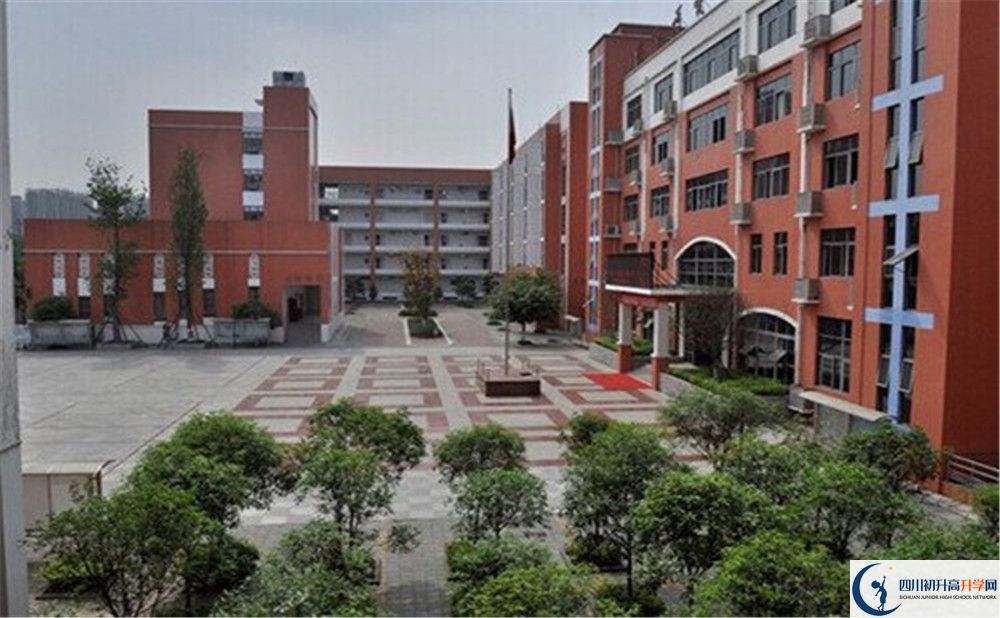 成都市川化中學(xué)近幾年的升學(xué)率高不高？